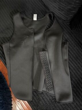 Black Waist Trainer Vest